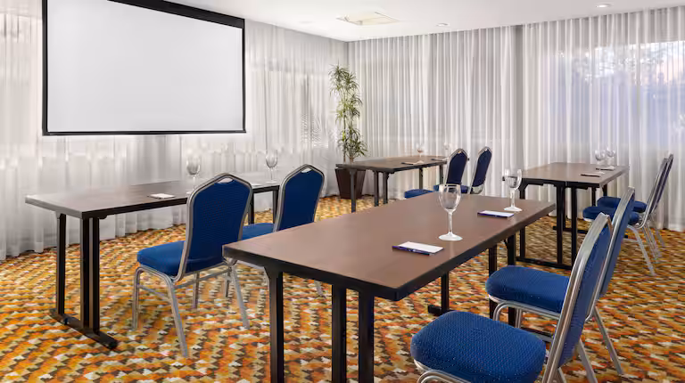 meetings02-edit